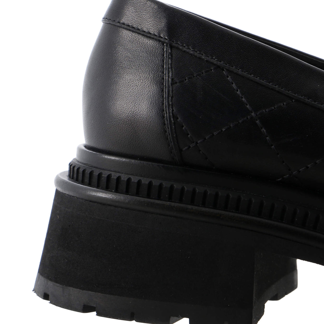 Chanel
Women's CC Loafers Quilted Leather size~us 10