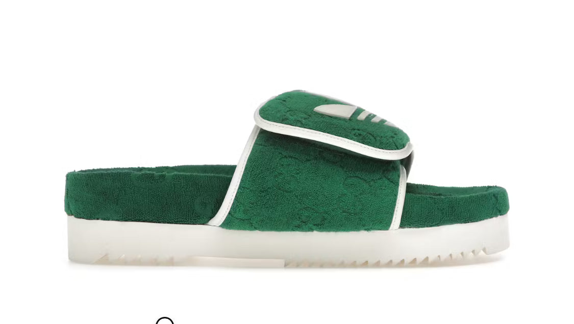 GUCCI
X ADIDAS Terry Cloth GG