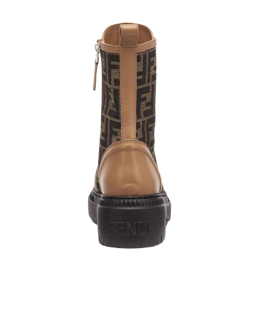 Fendi Wmns FF Motif Domino Biker Boot 'Beige' size ~7