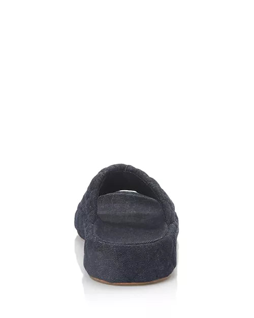 Bottega Veneta
Women's Padded Flat Sandals size~ 7