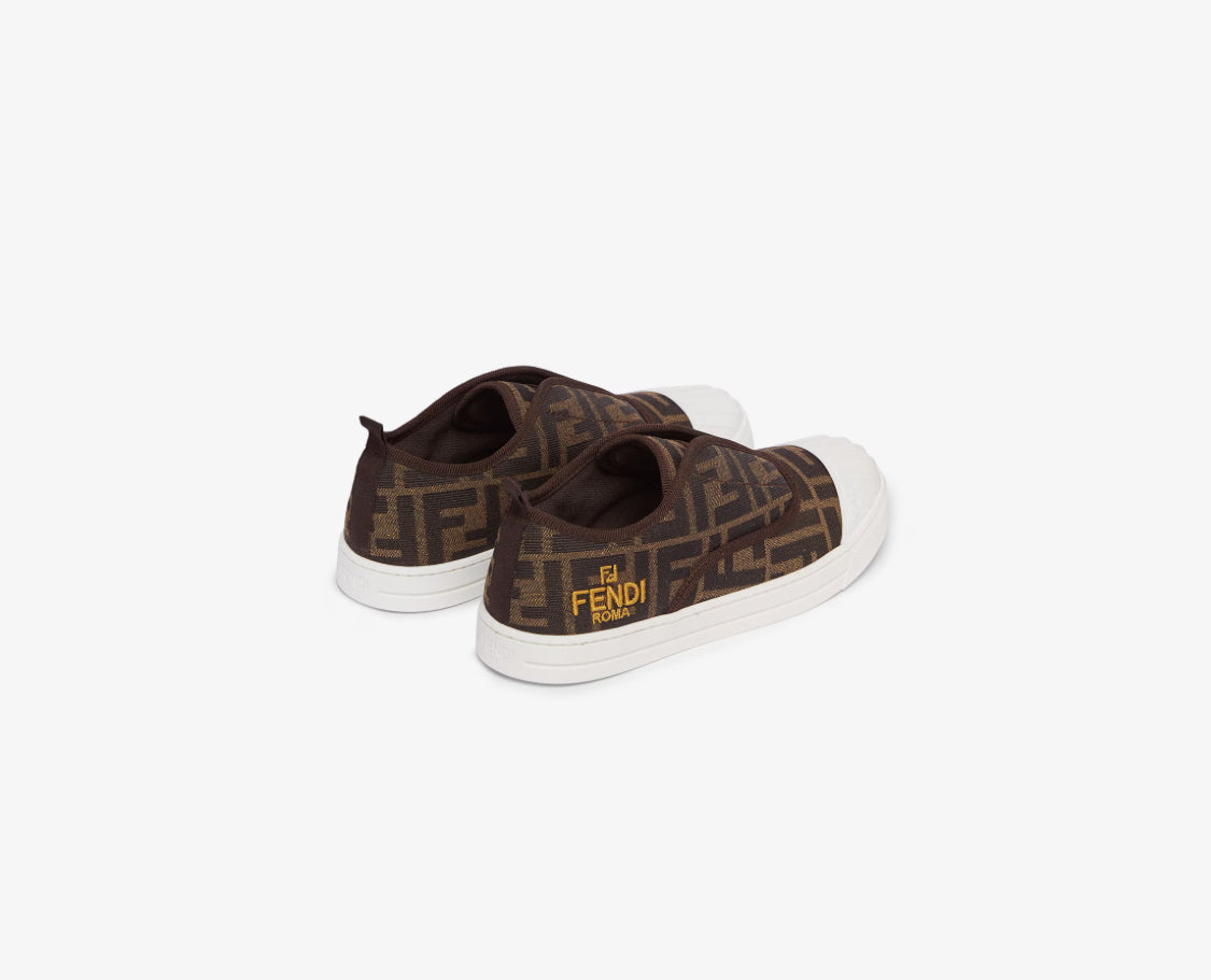 Fendi Sneakers
Tobacco jacquard sneakers size~us 7 womens