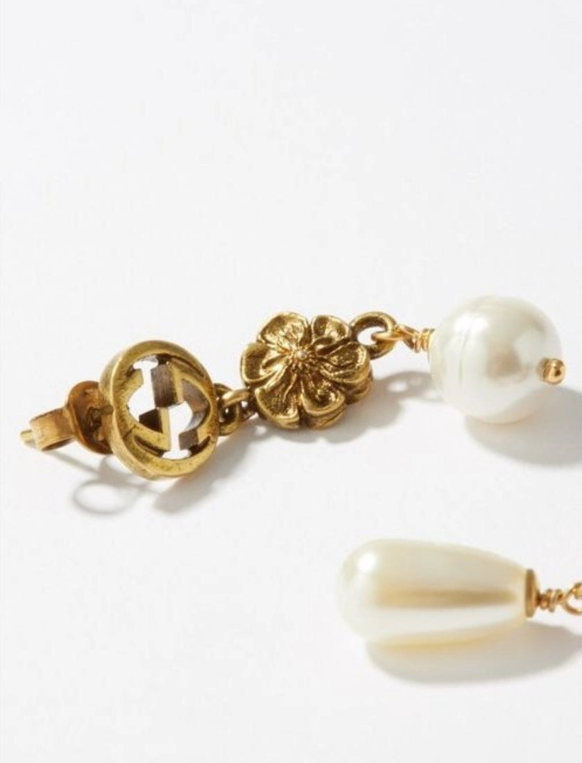 GUCCI INTERLOCKING FLOWER PEARL EARRINGS
