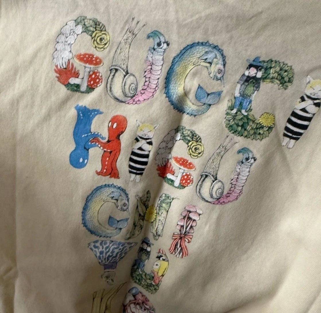 Brand new Gucci Cream Short Sleeve Tee kids size 5