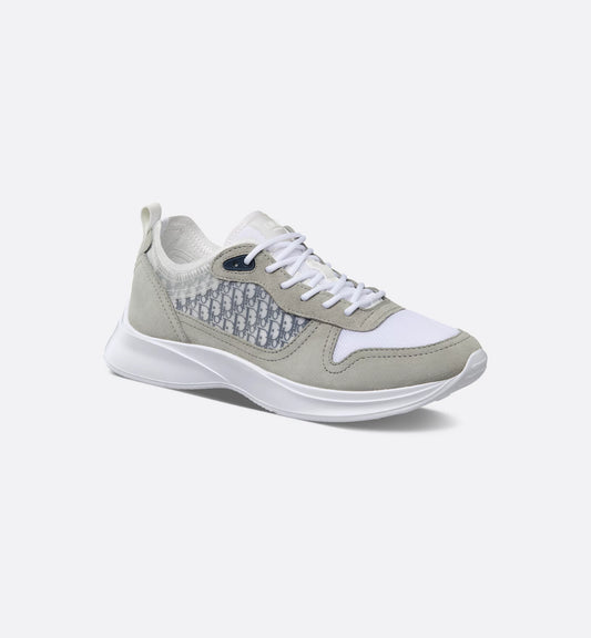 Dior B25 Runner Sneaker fits women’s 10