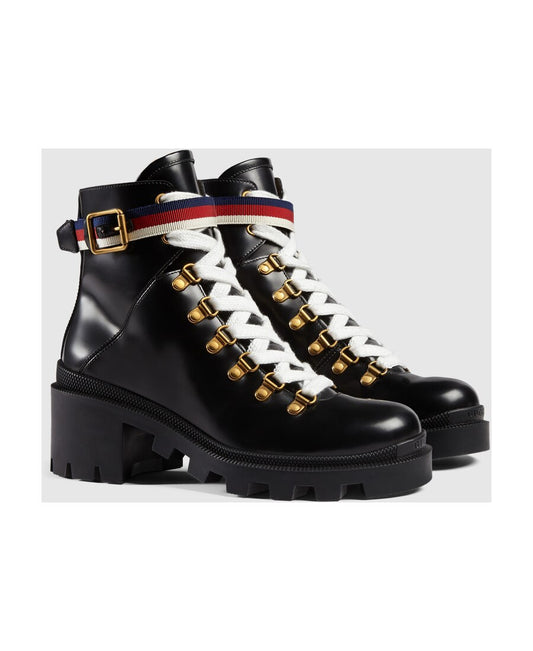 Gucci
Leather ankle boot with Sylvie Web size 5