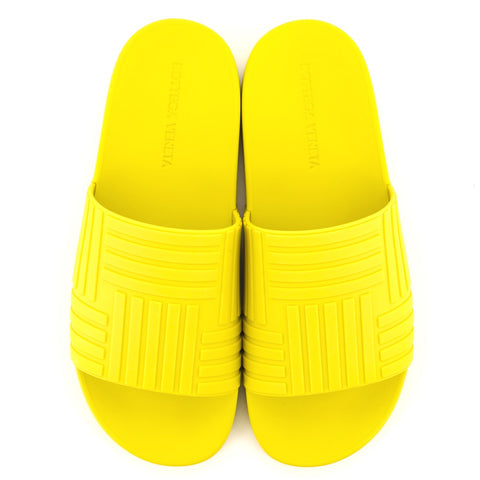 Bottega Veneta
Women’s Slider Slide Sandals Embossed Rubber ~ Size 10
