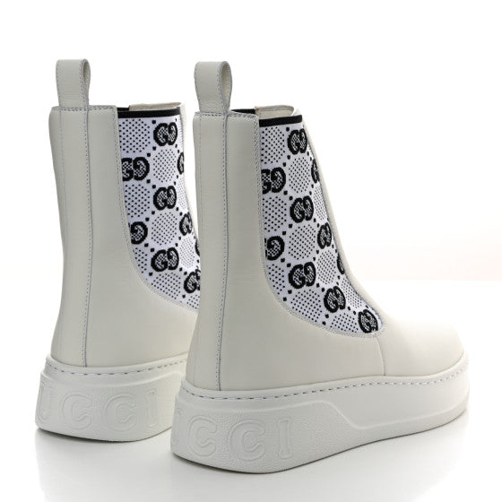 Gucci GG Supreme chelsea boots women’s ~ Size 11